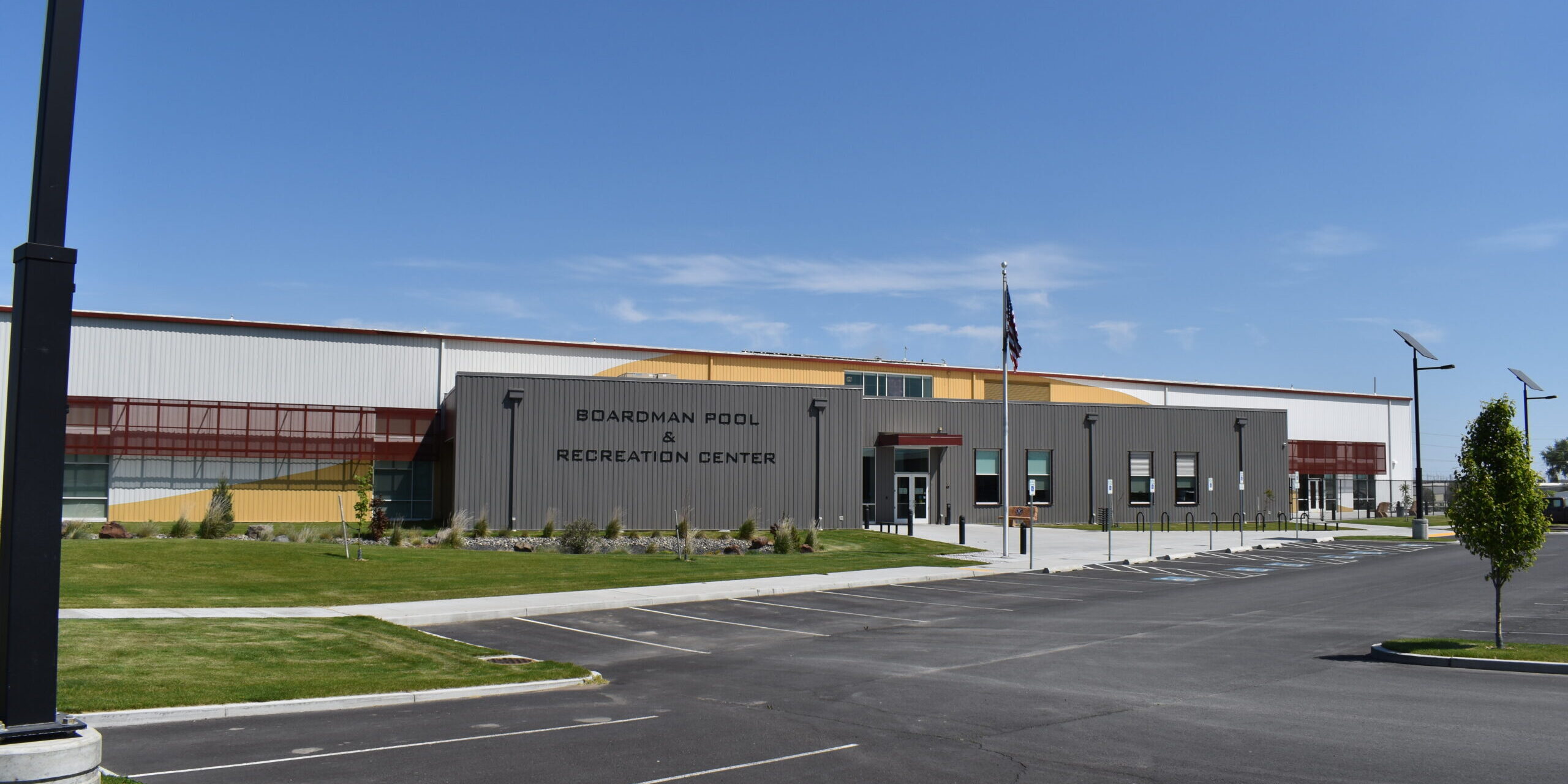 Boardman Pool & Recreational Center Building Exterior and parking lot.